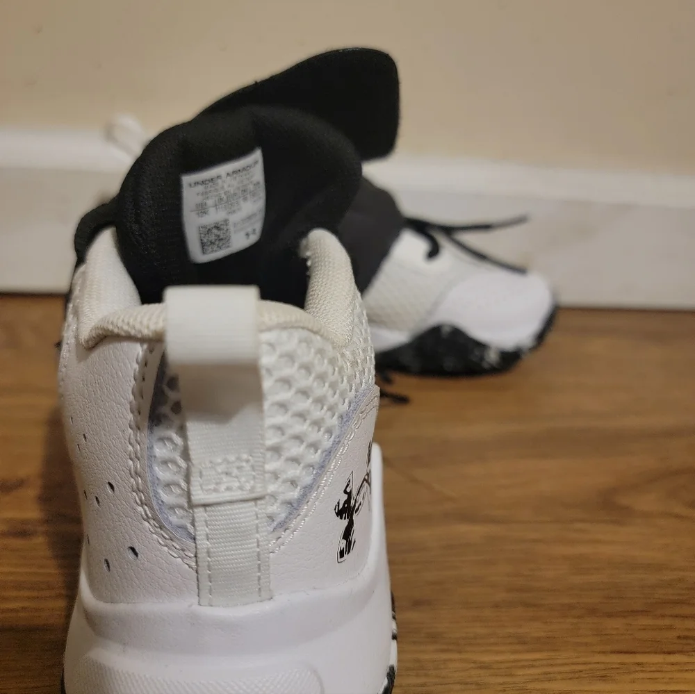 Brand New Under Armour Kids' Black and White High-Top Sneakers Size 12